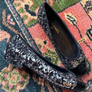 CHANEL sequin ballet flat sz 35 / 5
